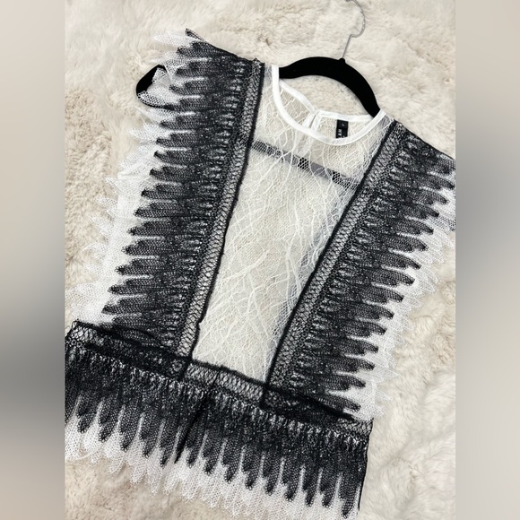 Beulah lace top - Picture 9 of 10